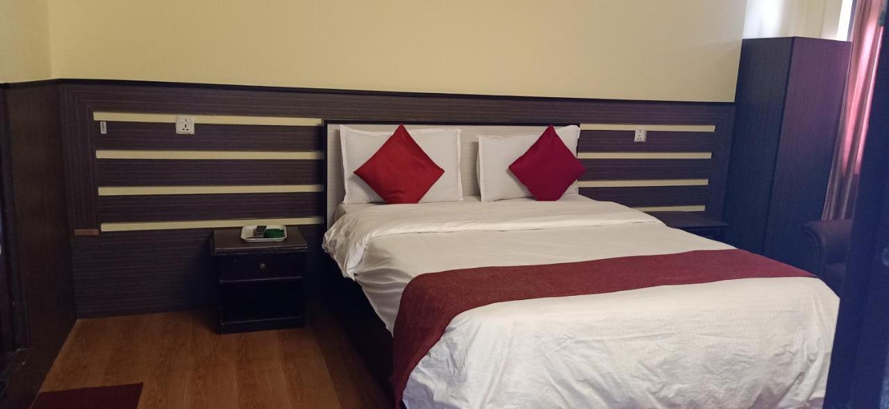 Hotel Everest Mount Holiday Kathmandu Exterior photo