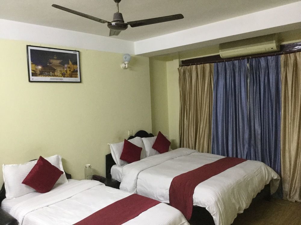Hotel Everest Mount Holiday Kathmandu Exterior photo