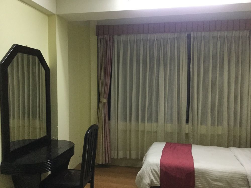 Hotel Everest Mount Holiday Kathmandu Exterior photo